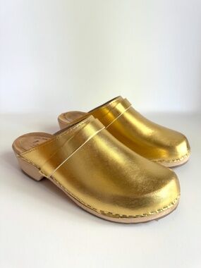 Lotta Swedish Wooden Clogs in Gold Size 42